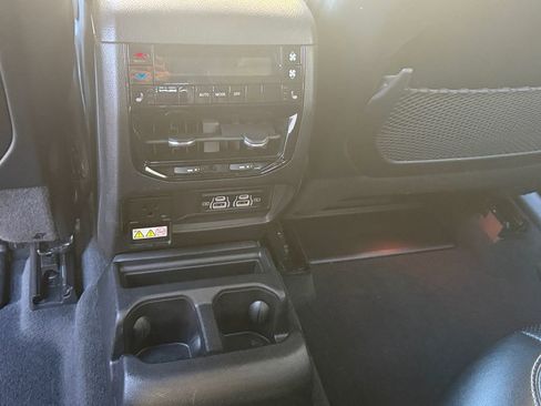 Used 2023 Jeep Grand Cherokee L Overland image 19