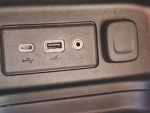 Used 2019 Chevrolet Equinox LT image 26