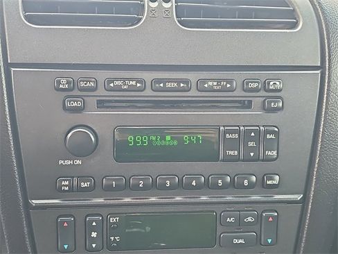 Used 2004 Ford Thunderbird image 11