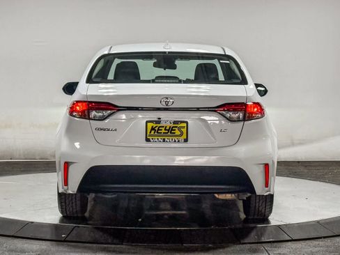 Certified 2024 Toyota Corolla LE FWD image 4