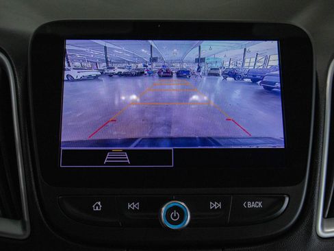 Used 2024 Chevrolet Malibu LT FWD image 6