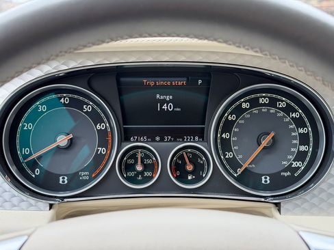 Used 2014 Bentley Continental GT image 19