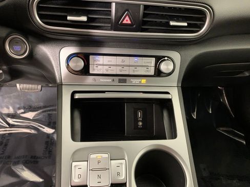 Used 2020 Hyundai Kona SEL FWD image 24
