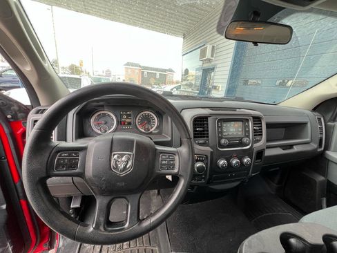 Used 2017 RAM 1500 Tradesman w/ Power & Remote Entry Group image 10