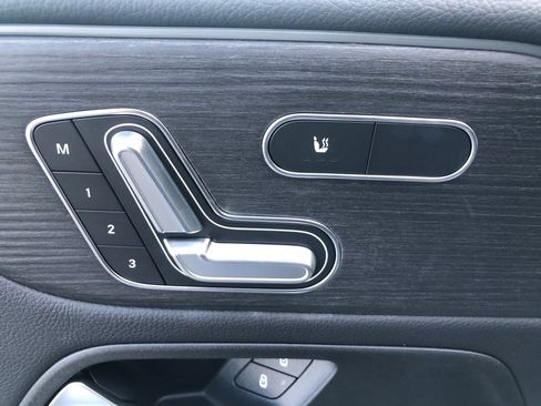 New 2026 Mercedes-Benz GLB 250 GLB 250 image 13