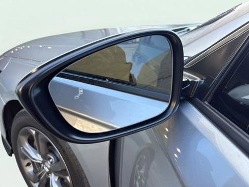 Used 2024 Honda Accord EX image 29