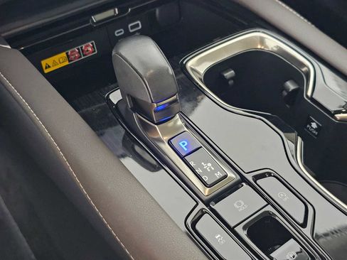 Used 2024 Lexus RX 350 FWD w/ Technology Package image 30