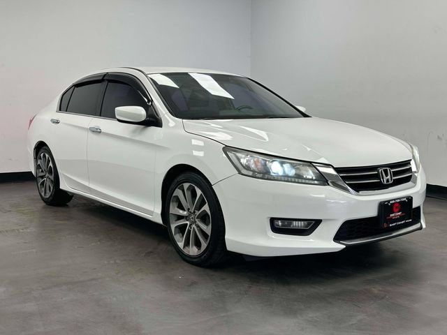 Used 2013 Honda Accord Sport image 10