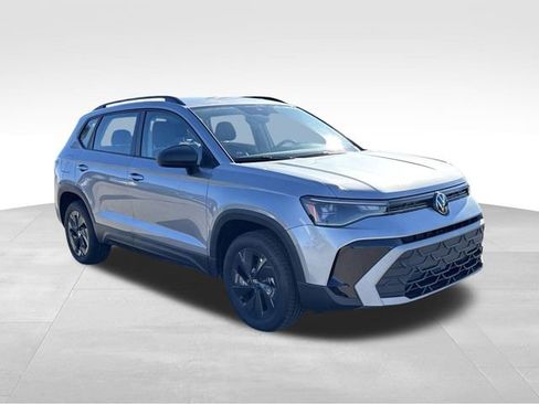 New 2026 Volkswagen Taos S image 7