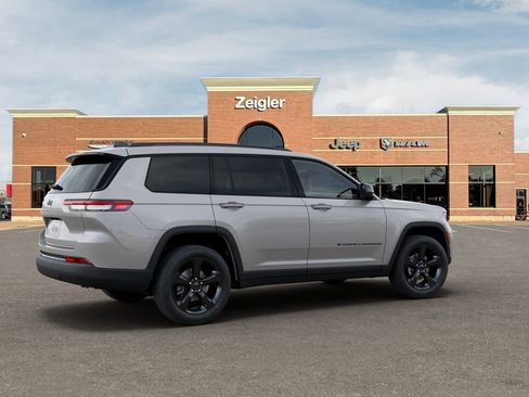 New 2025 Jeep Grand Cherokee L Altitude image 4