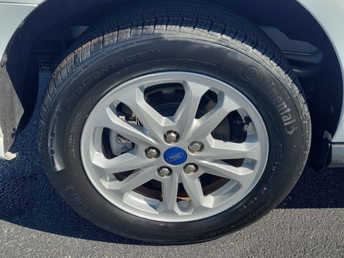 Certified 2021 Ford Transit Connect XLT FWD image 10