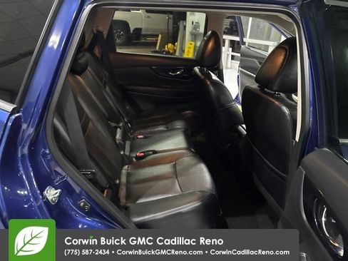 Used 2019 Nissan Rogue SL AWD/4WD image 32