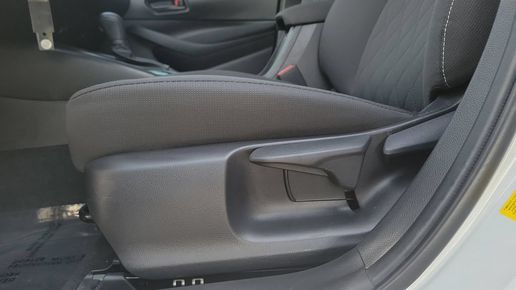 Certified 2026 Toyota Corolla LE FWD image 19