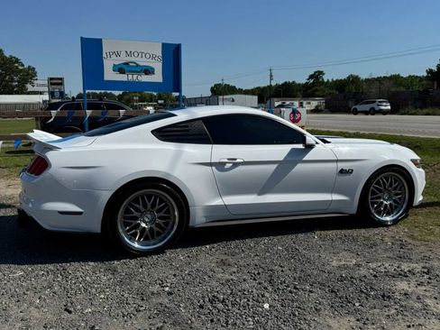Used 2016 Ford Mustang GT RWD image 10