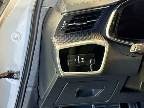 Used 2024 Audi RS 6 performance w/ Matte Carbon Package image 10