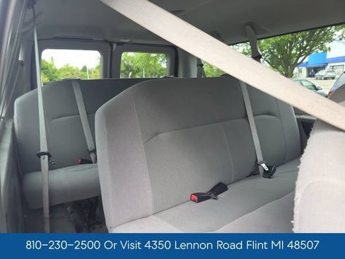 Used 2010 Ford E-350 and Econoline 350 XLT RWD image 17