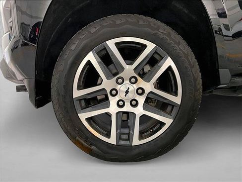 Used 2024 Chevrolet Colorado Z71 w/ Z71 Convenience Package 2 AWD/4WD image 10