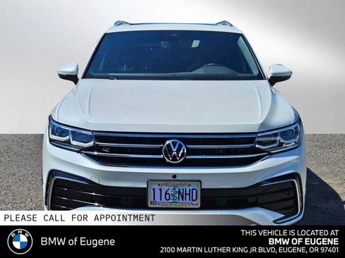 Used 2022 Volkswagen Tiguan SEL R-Line AWD/4WD image 8