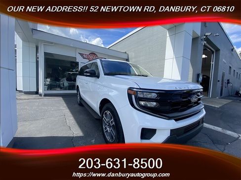 Used 2025 Ford Expedition Active AWD/4WD image 10