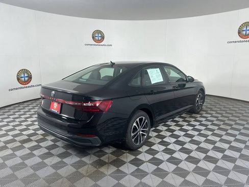 Used 2025 Volkswagen Jetta Sport FWD image 15