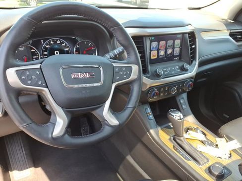 Used 2018 GMC Acadia Denali FWD image 16