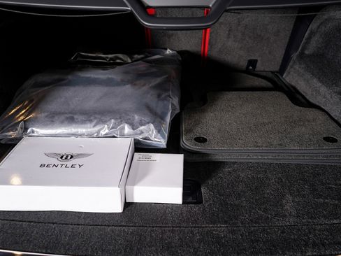 New 2025 Bentley Bentayga image 45