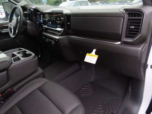 New 2026 Chevrolet Silverado 3500 LT w/ All Star Edition image 37