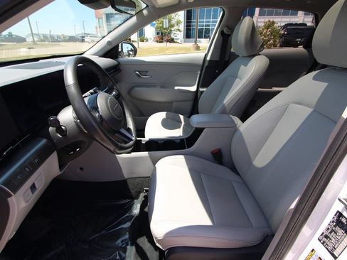 Used 2024 Hyundai Kona Limited AWD/4WD image 6
