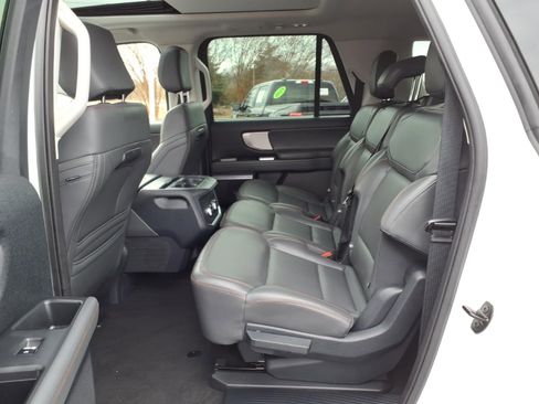 Certified 2025 Ford Expedition Max Active image 12