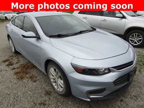 Used 2018 Chevrolet Malibu LT FWD image 7