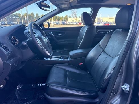 Used 2016 Nissan Altima 2.5 SL w/ 2.5 Technology w/LED Package image 13