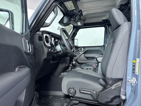 New 2026 Jeep Gladiator Mojave AWD/4WD image 5