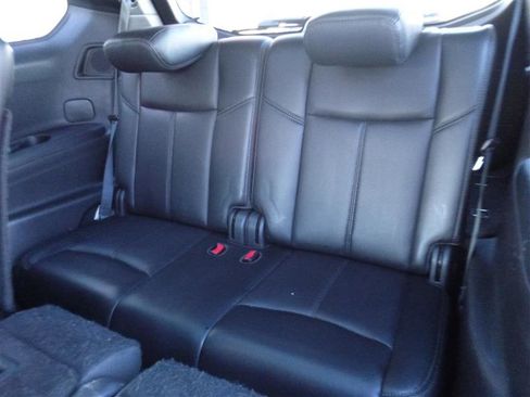 Used 2017 Nissan Pathfinder Platinum w/ Cargo Package image 7