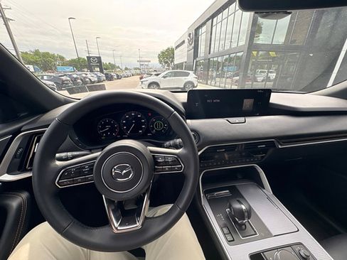 Used 2026 MAZDA CX-90 3.3 Turbo S w/ Premium Package AWD/4WD image 19