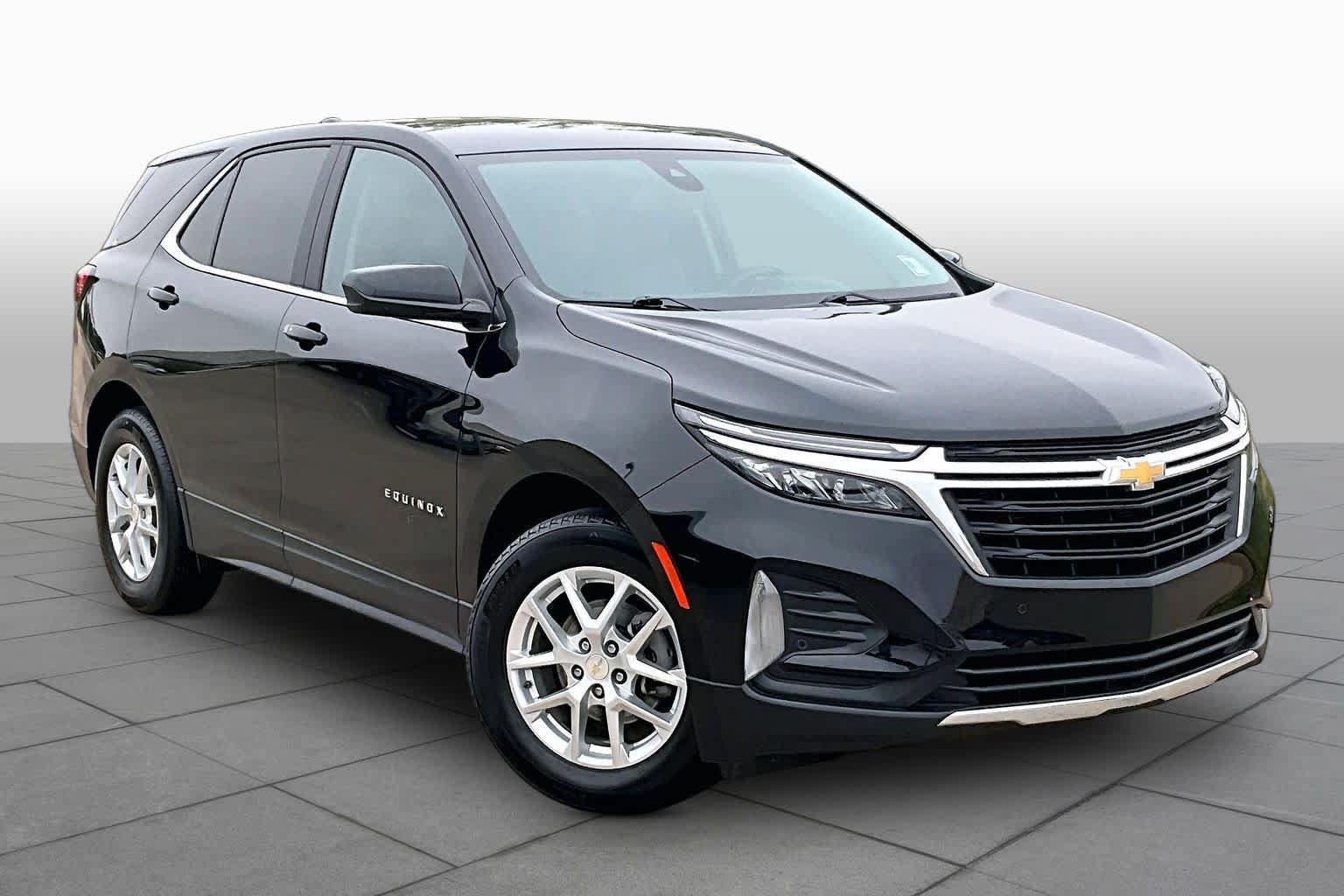 Used 2023 Chevrolet Equinox LT FWD image 3