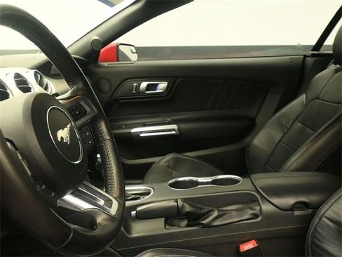 Certified 2019 Ford Mustang GT Premium image 17