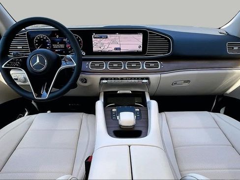 New 2026 Mercedes-Benz GLE 450 4MATIC image 7