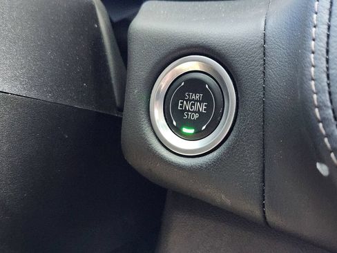 Used 2024 Chevrolet Tahoe High Country AWD/4WD image 19