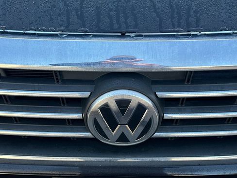 Used 2020 Volkswagen Passat 2.0T SE w/ Sunroof Package image 12