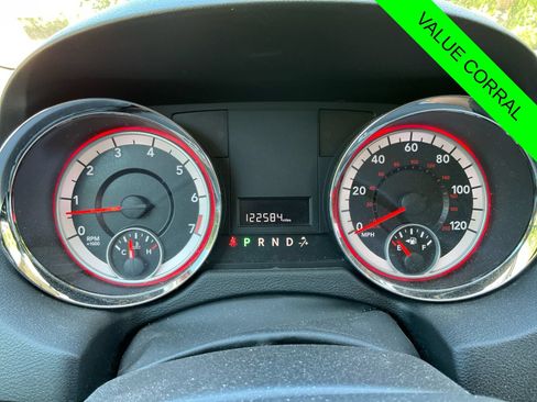 Used 2011 Dodge Grand Caravan Express FWD image 24