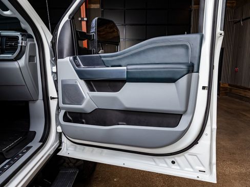 Used 2024 Ford F250 Limited w/ FX4 Off-Road Package image 36