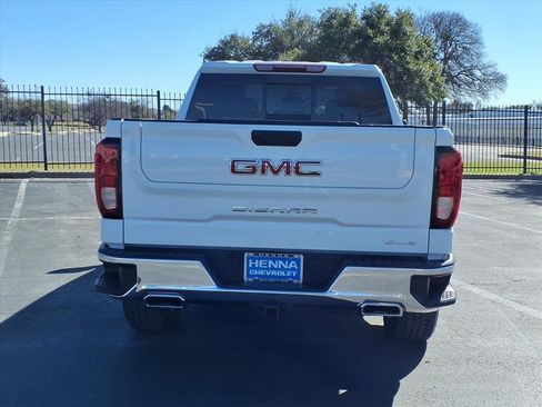 Used 2024 GMC Sierra 1500 SLE image 9