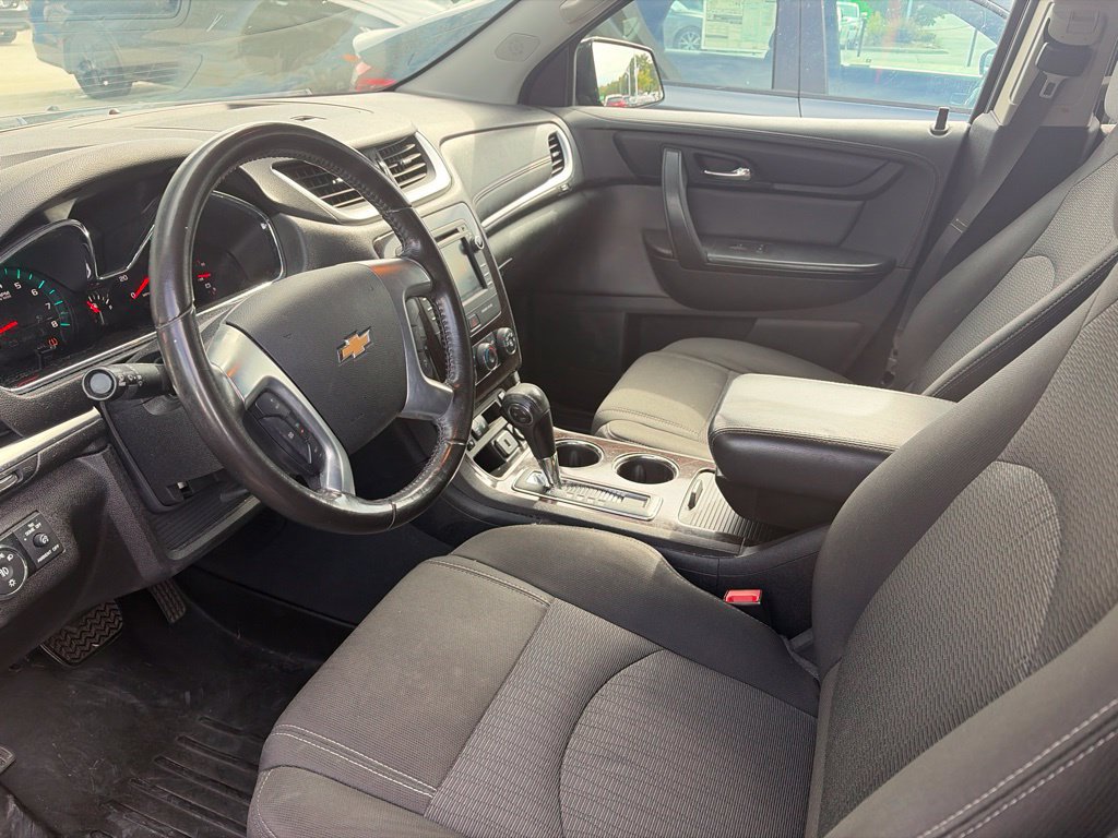 Used 2017 Chevrolet Traverse LT w/ Style and Technology Package AWD/4WD image 5