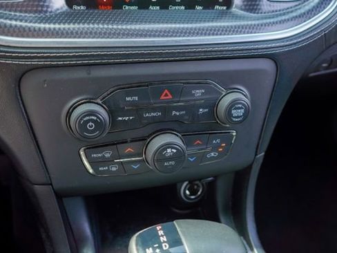Used 2019 Dodge Charger SRT Hellcat w/ Navigation & Travel Group RWD image 22