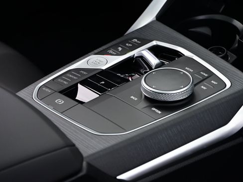 Used 2025 BMW 430i Coupe w/ M Sport Package image 36