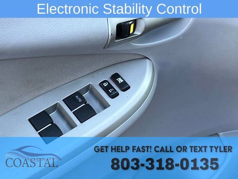 Used 2012 Toyota Corolla LE image 7