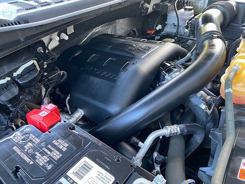 Used 2016 Ford F150 Lariat w/ Equipment Group 502A Luxury AWD/4WD image 76