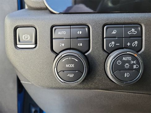 Used 2022 Chevrolet Silverado 1500 RST w/ RST All Star Premium Package image 22