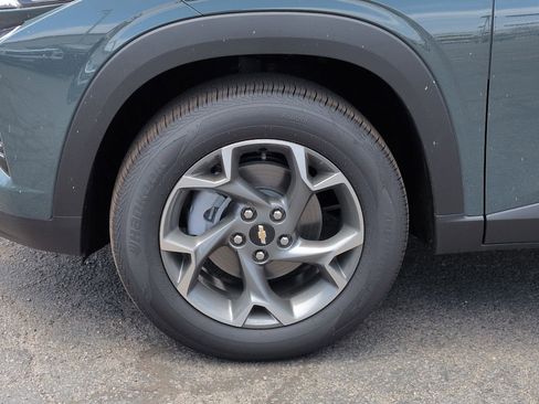 New 2026 Chevrolet Trax LT w/ Driver Confidence Package FWD image 34