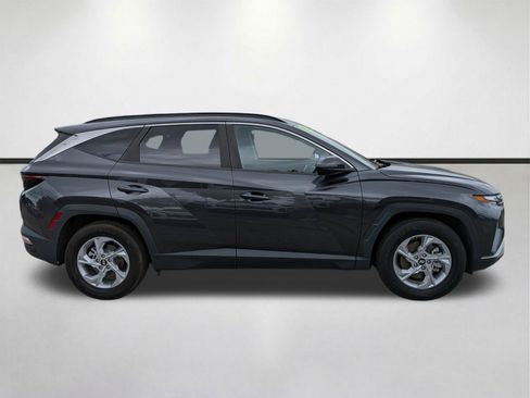 Used 2022 Hyundai Tucson SEL w/ Cargo Package FWD image 3